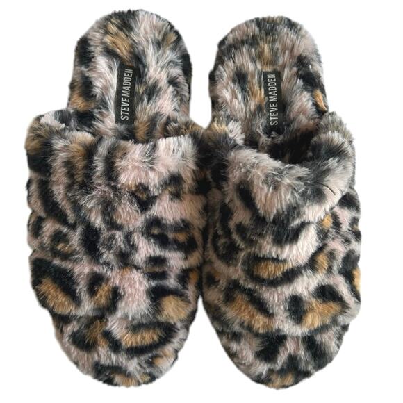 Steve Madden Shoes - Steve Madden Women Fuzzy Animal Plush Pink Slippers Y2K Mobwife Size Medium 7/8